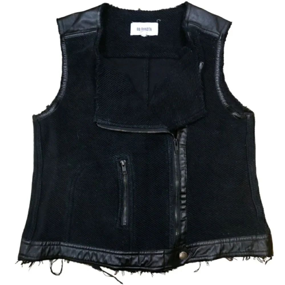 BB Dakota black gothic cotton faux leather moto biker vest size L